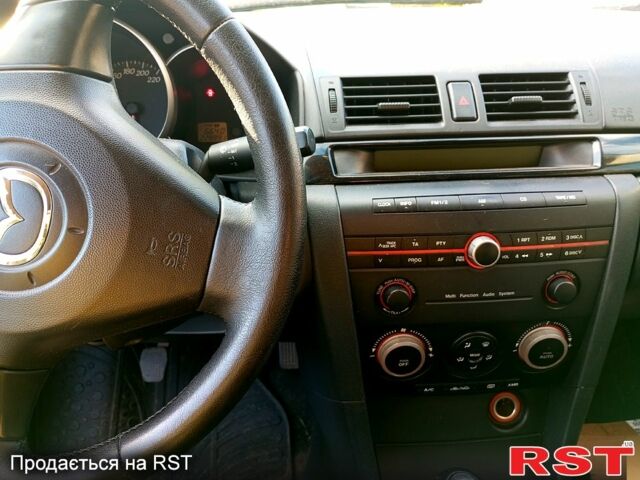 Мазда 3, об'ємом двигуна 1.6 л та пробігом 235 тис. км за 4000 $, фото 6 на Automoto.ua