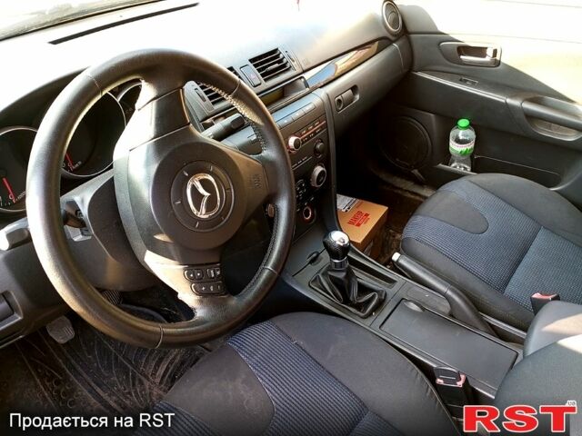 Мазда 3, об'ємом двигуна 1.6 л та пробігом 235 тис. км за 4000 $, фото 3 на Automoto.ua