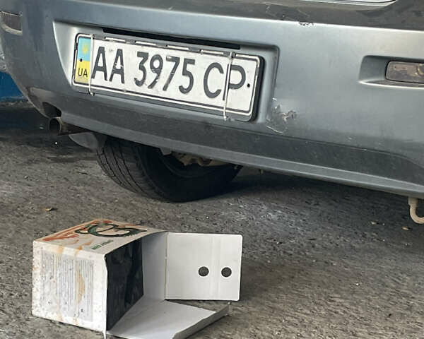 Мазда 3, об'ємом двигуна 1.6 л та пробігом 180 тис. км за 3800 $, фото 26 на Automoto.ua