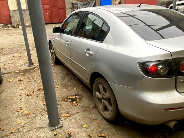 Мазда 3, об'ємом двигуна 1.6 л та пробігом 230 тис. км за 3500 $, фото 3 на Automoto.ua