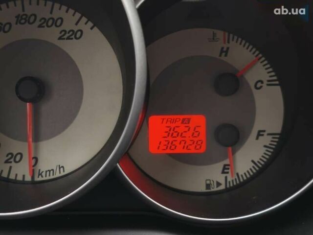 Мазда 3, объемом двигателя 2 л и пробегом 136 тыс. км за 6300 $, фото 22 на Automoto.ua