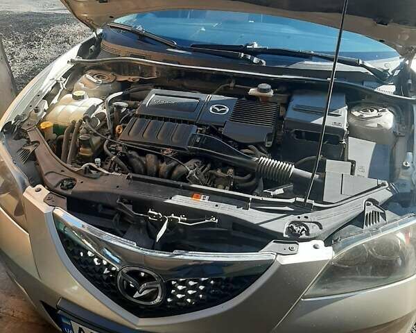 Мазда 3, объемом двигателя 1.6 л и пробегом 215 тыс. км за 5900 $, фото 1 на Automoto.ua