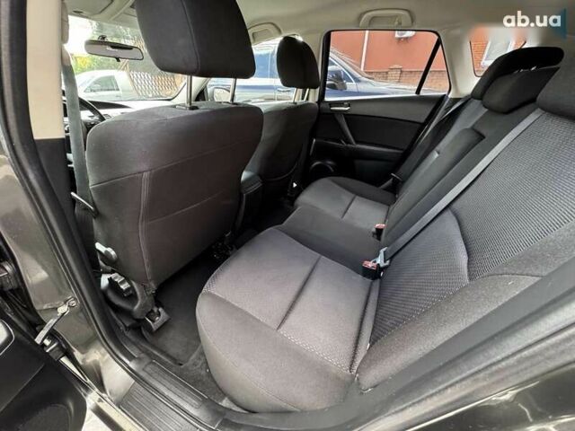 Мазда 3, объемом двигателя 1.6 л и пробегом 234 тыс. км за 6300 $, фото 2 на Automoto.ua