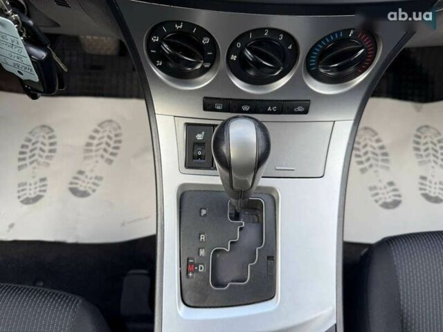 Мазда 3, объемом двигателя 1.6 л и пробегом 128 тыс. км за 8400 $, фото 15 на Automoto.ua