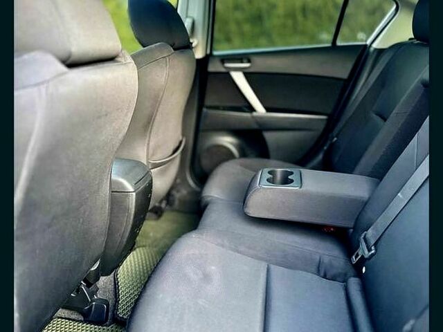 Мазда 3, объемом двигателя 2.5 л и пробегом 280 тыс. км за 7000 $, фото 7 на Automoto.ua
