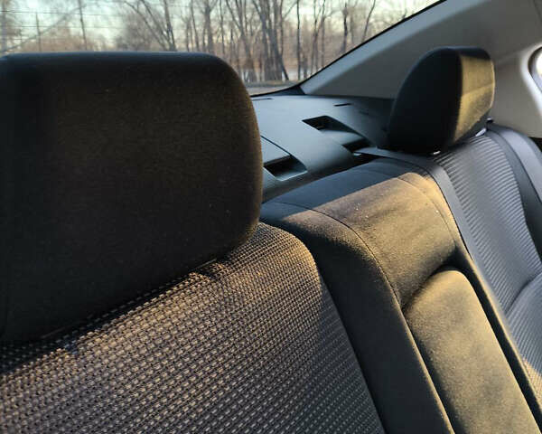 Мазда 3, об'ємом двигуна 2 л та пробігом 238 тис. км за 8950 $, фото 28 на Automoto.ua