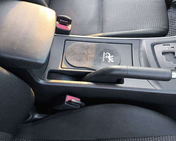 Мазда 3, об'ємом двигуна 2 л та пробігом 238 тис. км за 8950 $, фото 25 на Automoto.ua