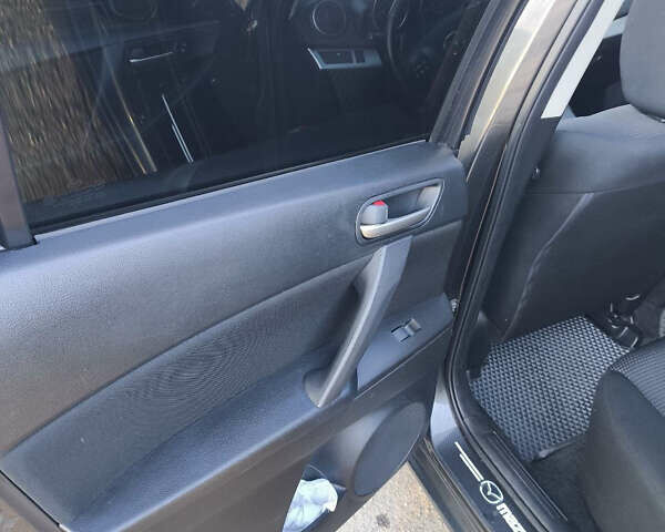 Мазда 3, об'ємом двигуна 2 л та пробігом 238 тис. км за 8950 $, фото 16 на Automoto.ua