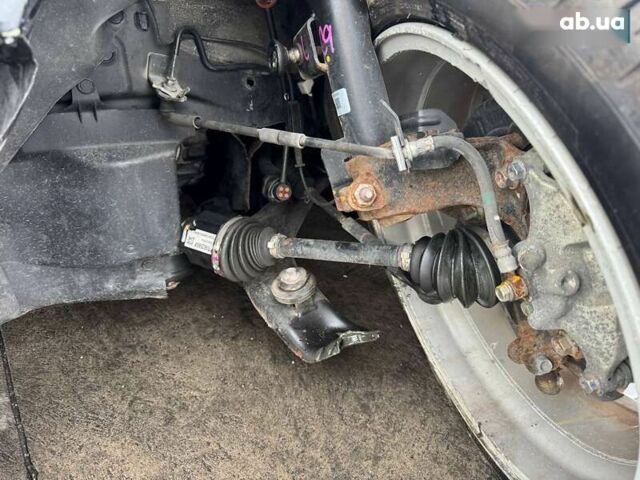 Мазда 3, объемом двигателя 2.5 л и пробегом 28 тыс. км за 13000 $, фото 8 на Automoto.ua