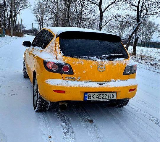 Жовтий Мазда 3, об'ємом двигуна 2 л та пробігом 1 тис. км за 4500 $, фото 1 на Automoto.ua