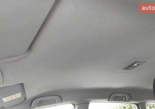 Жовтий Мазда 3, об'ємом двигуна 1.56 л та пробігом 191 тис. км за 2950 $, фото 12 на Automoto.ua