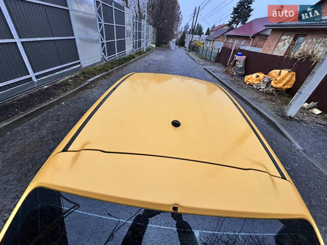 Желтый Мазда 3, объемом двигателя 1.6 л и пробегом 200 тыс. км за 3400 $, фото 7 на Automoto.ua