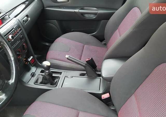 Жовтий Мазда 3, об'ємом двигуна 1.56 л та пробігом 191 тис. км за 2950 $, фото 9 на Automoto.ua