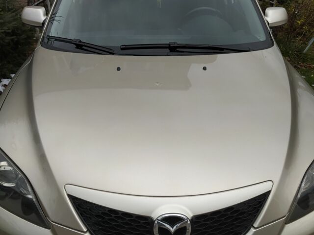 Желтый Мазда 3, объемом двигателя 1.6 л и пробегом 191 тыс. км за 2950 $, фото 1 на Automoto.ua