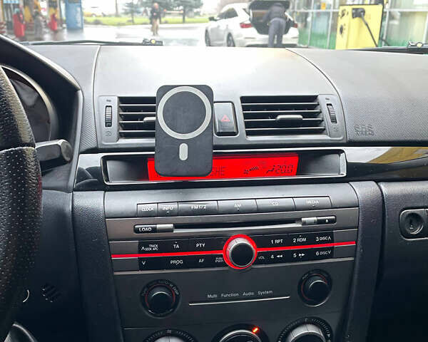 Жовтий Мазда 3, об'ємом двигуна 1.6 л та пробігом 276 тис. км за 4050 $, фото 21 на Automoto.ua