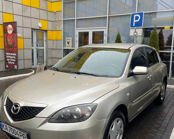Жовтий Мазда 3, об'ємом двигуна 1.6 л та пробігом 276 тис. км за 4050 $, фото 10 на Automoto.ua