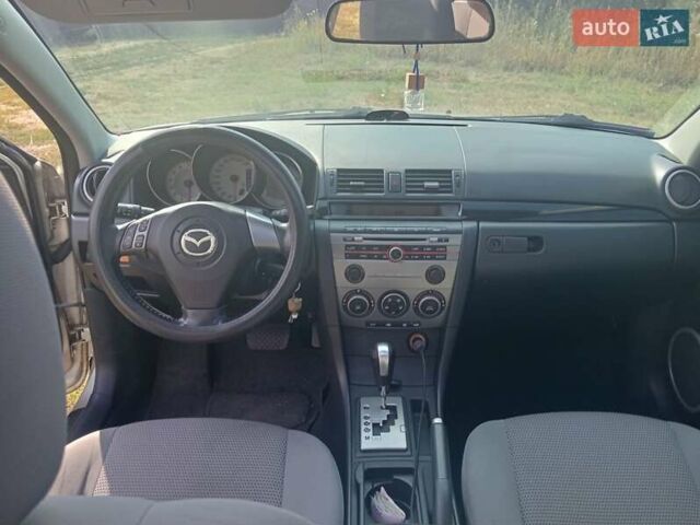 Желтый Мазда 3, объемом двигателя 1.6 л и пробегом 230 тыс. км за 4700 $, фото 5 на Automoto.ua