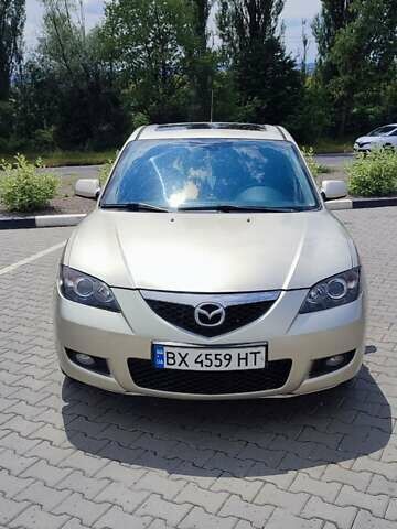 Жовтий Мазда 3, об'ємом двигуна 1.6 л та пробігом 218 тис. км за 5299 $, фото 9 на Automoto.ua