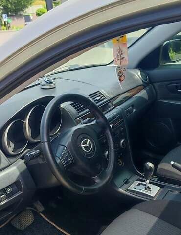 Жовтий Мазда 3, об'ємом двигуна 1.6 л та пробігом 218 тис. км за 5299 $, фото 23 на Automoto.ua