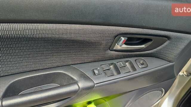 Жовтий Мазда 3, об'ємом двигуна 1.6 л та пробігом 218 тис. км за 5299 $, фото 29 на Automoto.ua