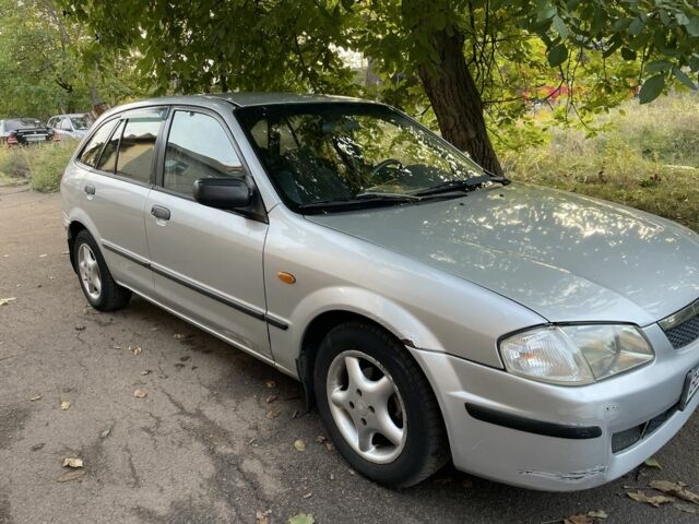 Сірий Мазда 3, об'ємом двигуна 1.5 л та пробігом 270 тис. км за 2000 $, фото 3 на Automoto.ua