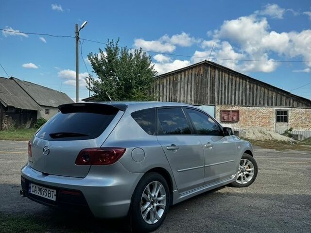 Сірий Мазда 3, об'ємом двигуна 1.6 л та пробігом 210 тис. км за 5200 $, фото 5 на Automoto.ua