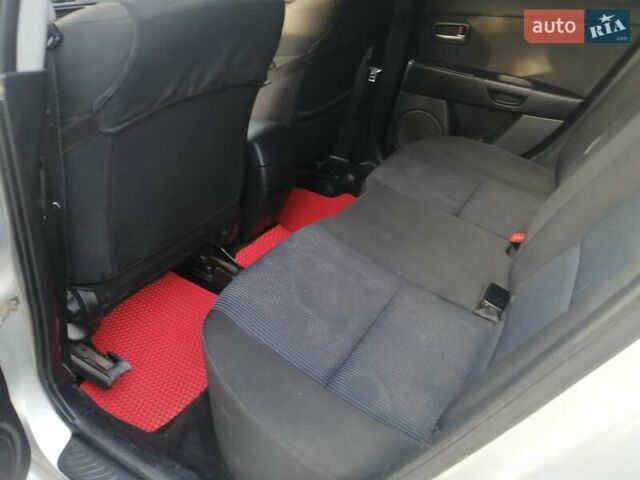 Сірий Мазда 3, об'ємом двигуна 1.6 л та пробігом 283 тис. км за 3650 $, фото 13 на Automoto.ua