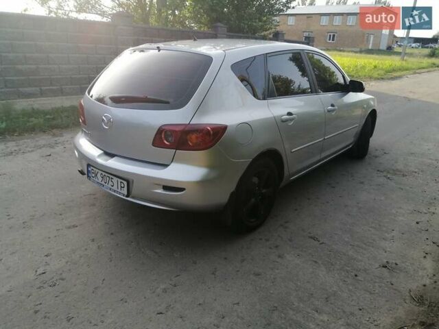 Сірий Мазда 3, об'ємом двигуна 1.6 л та пробігом 283 тис. км за 3650 $, фото 22 на Automoto.ua