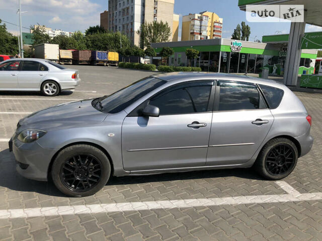 Сірий Мазда 3, об'ємом двигуна 1.6 л та пробігом 230 тис. км за 4500 $, фото 2 на Automoto.ua