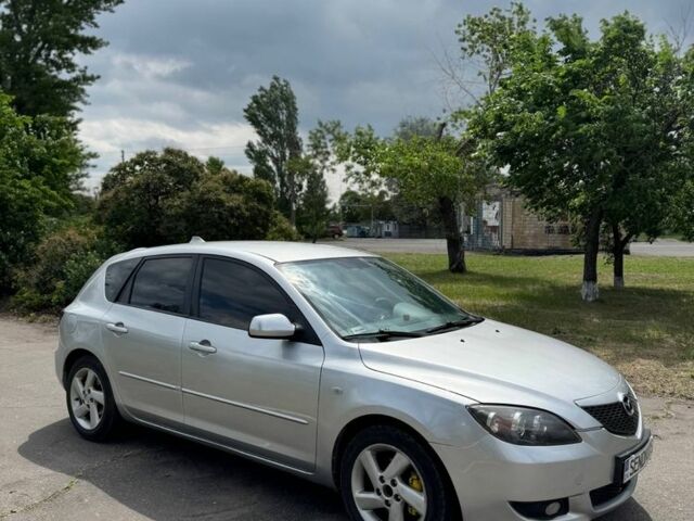 Сірий Мазда 3, об'ємом двигуна 1.6 л та пробігом 295 тис. км за 4550 $, фото 3 на Automoto.ua