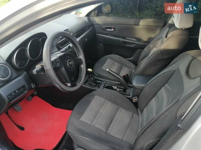 Сірий Мазда 3, об'ємом двигуна 1.6 л та пробігом 283 тис. км за 3650 $, фото 14 на Automoto.ua