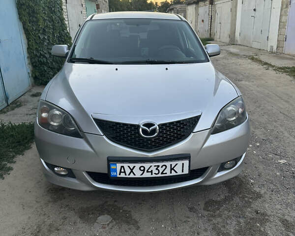 Серый Мазда 3, объемом двигателя 1.6 л и пробегом 261 тыс. км за 4800 $, фото 1 на Automoto.ua