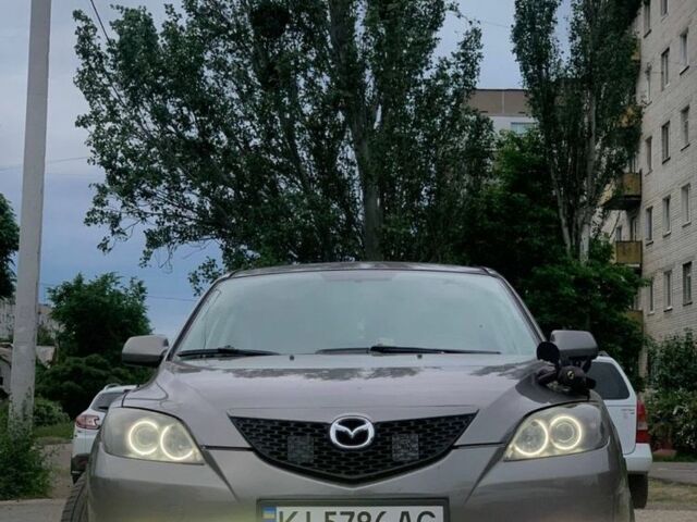 Сірий Мазда 3, об'ємом двигуна 1.6 л та пробігом 293 тис. км за 3613 $, фото 1 на Automoto.ua