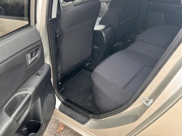 Серый Мазда 3, объемом двигателя 1.6 л и пробегом 250 тыс. км за 4300 $, фото 16 на Automoto.ua