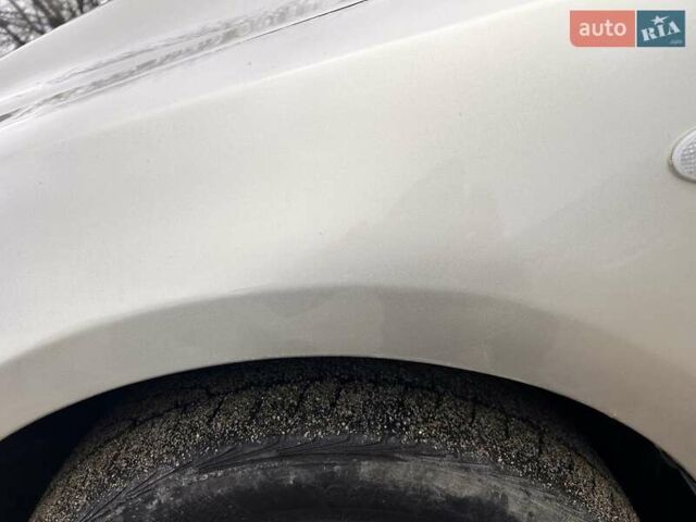 Сірий Мазда 3, об'ємом двигуна 1.6 л та пробігом 250 тис. км за 4300 $, фото 11 на Automoto.ua