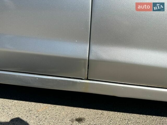 Серый Мазда 3, объемом двигателя 1.6 л и пробегом 269 тыс. км за 4750 $, фото 14 на Automoto.ua