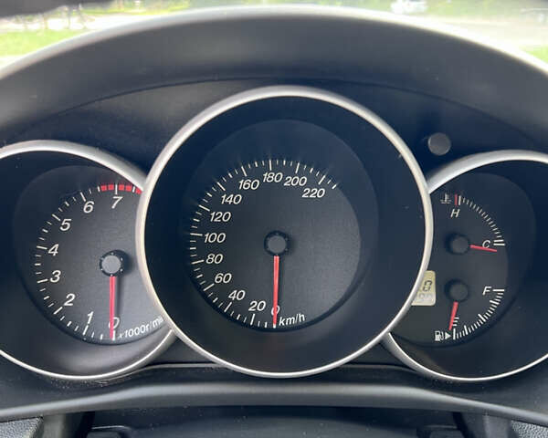 Сірий Мазда 3, об'ємом двигуна 1.6 л та пробігом 244 тис. км за 3700 $, фото 20 на Automoto.ua