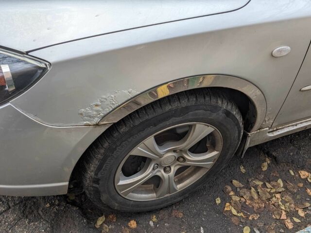 Сірий Мазда 3, об'ємом двигуна 2 л та пробігом 145 тис. км за 3999 $, фото 11 на Automoto.ua