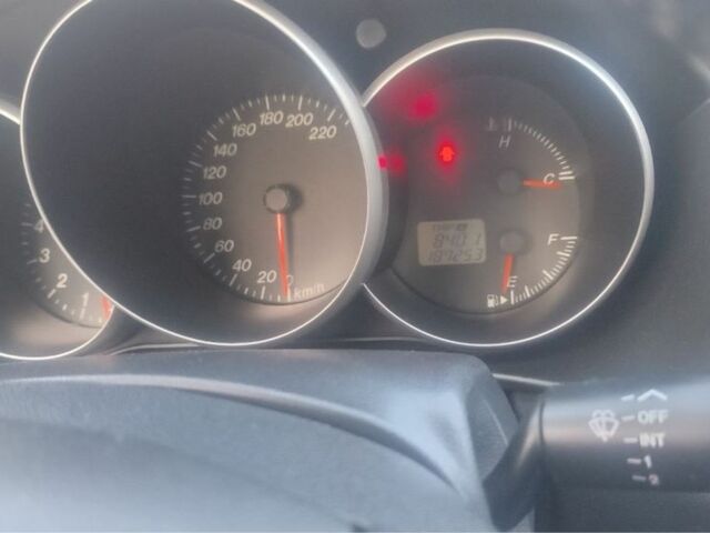 Сірий Мазда 3, об'ємом двигуна 1.6 л та пробігом 187 тис. км за 4000 $, фото 9 на Automoto.ua