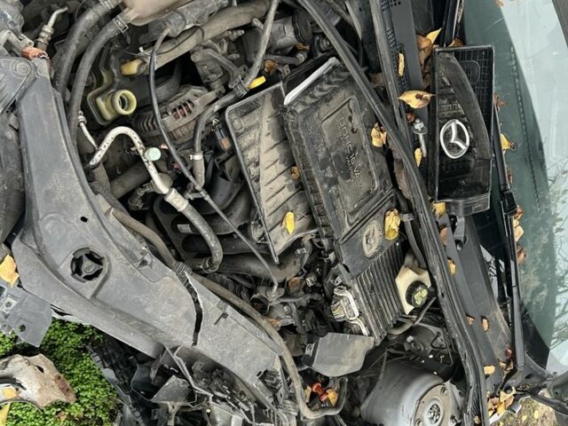 Серый Мазда 3, объемом двигателя 1.6 л и пробегом 220 тыс. км за 1250 $, фото 3 на Automoto.ua