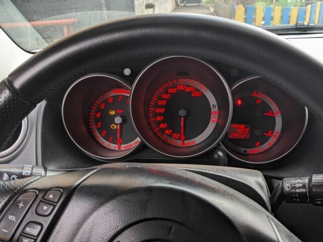 Сірий Мазда 3, об'ємом двигуна 2 л та пробігом 145 тис. км за 3999 $, фото 1 на Automoto.ua