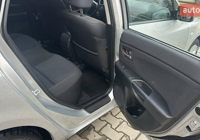 Серый Мазда 3, объемом двигателя 1.6 л и пробегом 202 тыс. км за 4400 $, фото 13 на Automoto.ua