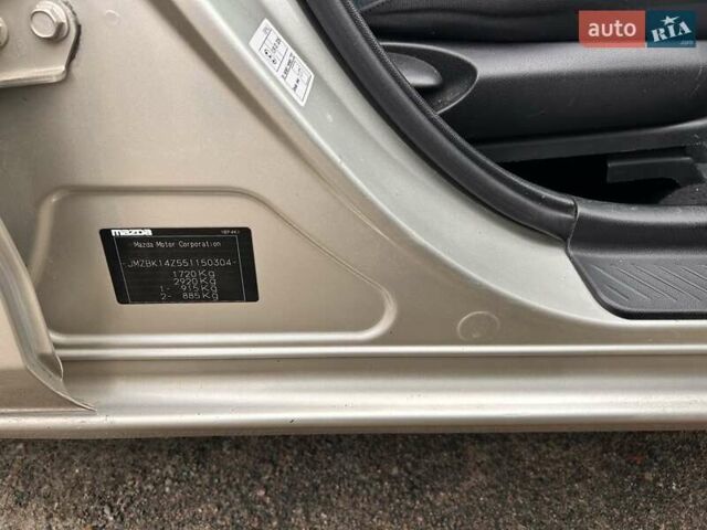 Сірий Мазда 3, об'ємом двигуна 1.6 л та пробігом 250 тис. км за 4300 $, фото 7 на Automoto.ua