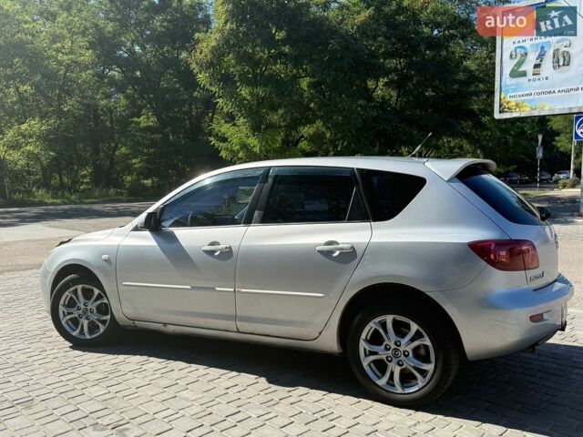Серый Мазда 3, объемом двигателя 1.6 л и пробегом 327 тыс. км за 3700 $, фото 3 на Automoto.ua