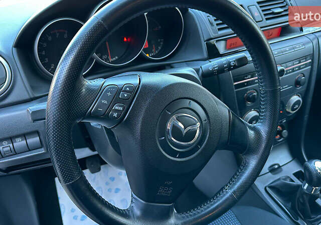 Серый Мазда 3, объемом двигателя 1.6 л и пробегом 200 тыс. км за 4650 $, фото 7 на Automoto.ua