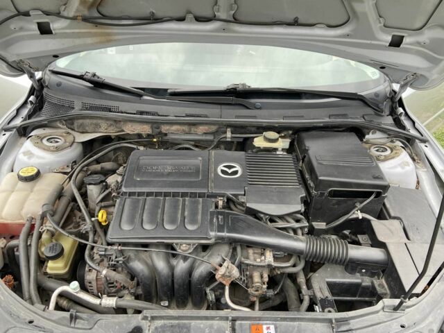 Сірий Мазда 3, об'ємом двигуна 1.6 л та пробігом 250 тис. км за 3518 $, фото 10 на Automoto.ua
