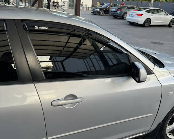 Серый Мазда 3, объемом двигателя 1.56 л и пробегом 170 тыс. км за 4800 $, фото 13 на Automoto.ua