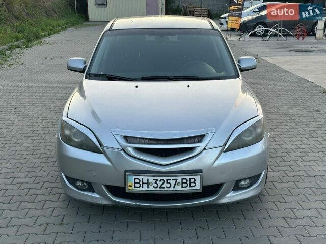 Серый Мазда 3, объемом двигателя 1.6 л и пробегом 289 тыс. км за 3900 $, фото 1 на Automoto.ua