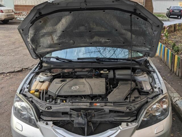 Сірий Мазда 3, об'ємом двигуна 2 л та пробігом 145 тис. км за 3999 $, фото 5 на Automoto.ua