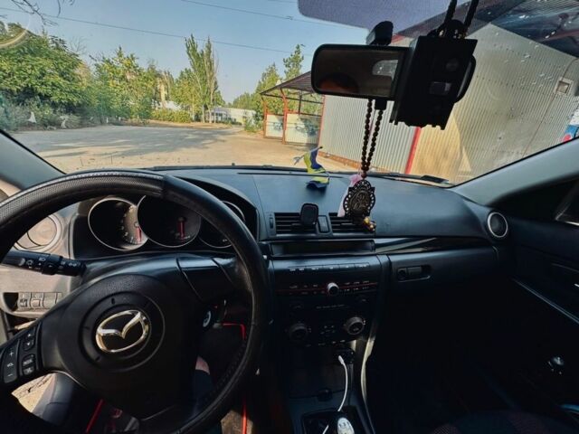 Серый Мазда 3, объемом двигателя 1.6 л и пробегом 285 тыс. км за 2400 $, фото 2 на Automoto.ua